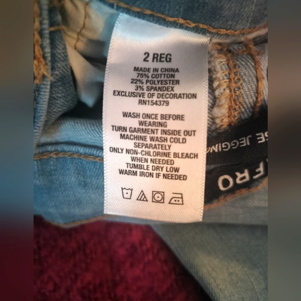 High Rise Jeggings - Picture 8 of 10